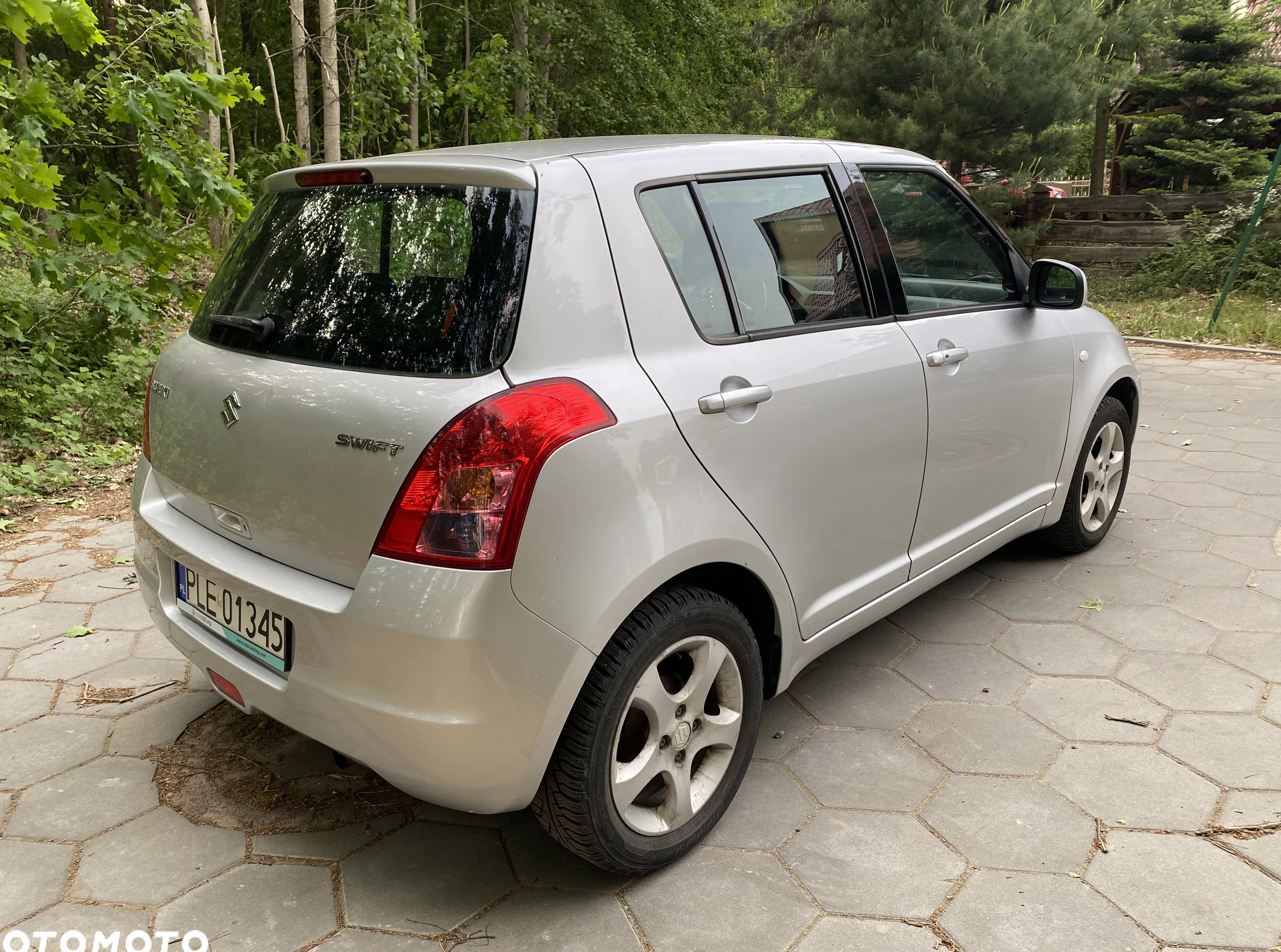 Suzuki Swift cena 17200 przebieg: 100800, rok produkcji 2010 z Wrocław małe 301